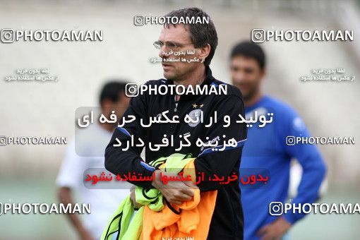 1059304, Tehran, , Esteghlal Football Team Training Session on 2012/04/30 at Shahid Dastgerdi Stadium