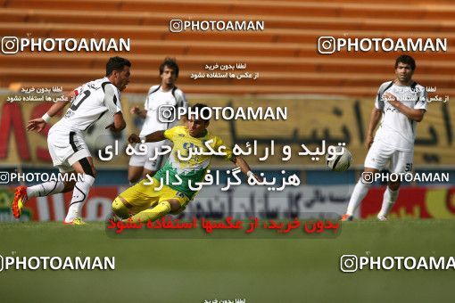 1059437, Tehran, [*parameter:4*], Iran Pro League، Persian Gulf Cup، 2011-12 season، Second Leg، Week 34، Rah Ahan 4 v ۱ Shahin Boushehr on 2012/05/11 at Ekbatan Stadium