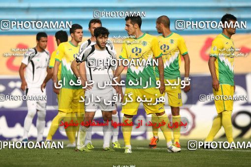 1059403, Tehran, [*parameter:4*], Iran Pro League، Persian Gulf Cup، 2011-12 season، Second Leg، Week 34، Rah Ahan 4 v ۱ Shahin Boushehr on 2012/05/11 at Ekbatan Stadium