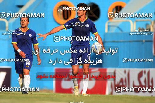 1062141, Tehran, [*parameter:4*], Iran Pro League، Persian Gulf Cup، 2010-11 season، First Leg، Week 2، Naft Tehran 3 v ۱ Shahrdari Tabriz on 2010/08/01 at Ekbatan Stadium