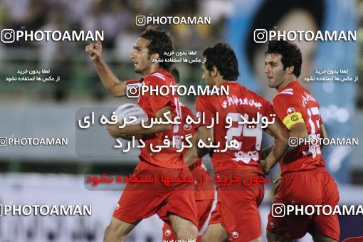 1062193, Qom, Iran, Iran Pro League، Persian Gulf Cup، 2010-11 season، First Leg، Week 2، Saba Qom 2 v ۱ Persepolis on 2010/08/01 at Yadegar-e Emam Stadium Qom