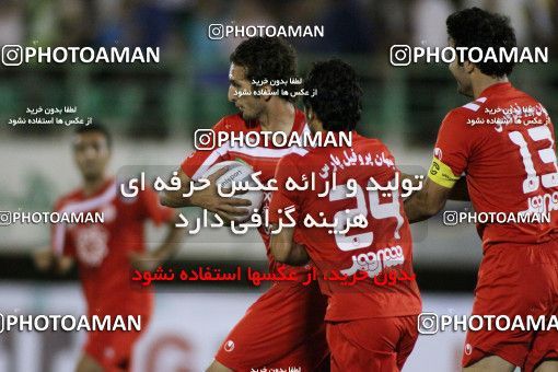 1062198, Qom, Iran, Iran Pro League، Persian Gulf Cup، 2010-11 season، First Leg، Week 2، Saba Qom 2 v ۱ Persepolis on 2010/08/01 at Yadegar-e Emam Stadium Qom