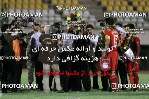 1062160, Qom, Iran, Iran Pro League، Persian Gulf Cup، 2010-11 season، First Leg، Week 2، Saba Qom 2 v ۱ Persepolis on 2010/08/01 at Yadegar-e Emam Stadium Qom