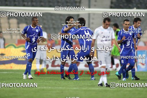 1063881, Tehran, [*parameter:4*], Iran Pro League، Persian Gulf Cup، 2010-11 season، First Leg، Week 5، Esteghlal 3 v ۰ Paykan on 2010/08/18 at Azadi Stadium