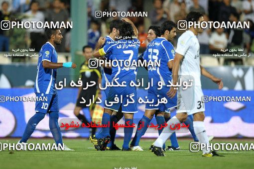 1064110, Tehran, [*parameter:4*], Iran Pro League، Persian Gulf Cup، 2010-11 season، First Leg، Week 5، Esteghlal 3 v ۰ Paykan on 2010/08/18 at Azadi Stadium