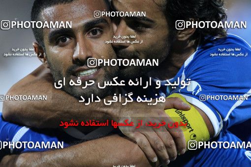 1064226, Tehran, [*parameter:4*], Iran Pro League، Persian Gulf Cup، 2010-11 season، First Leg، Week 5، Esteghlal 3 v ۰ Paykan on 2010/08/18 at Azadi Stadium