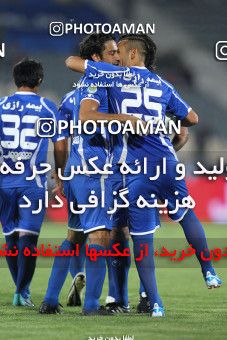 1064299, Tehran, [*parameter:4*], Iran Pro League، Persian Gulf Cup، 2010-11 season، First Leg، Week 5، Esteghlal 3 v ۰ Paykan on 2010/08/18 at Azadi Stadium