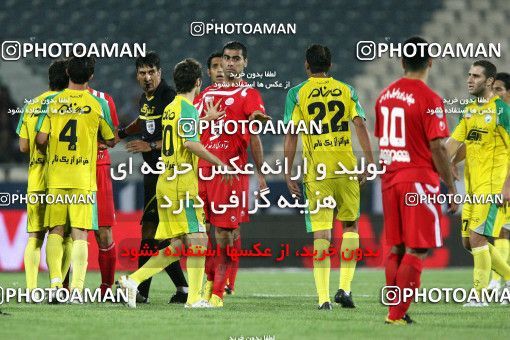 1064517, Tehran, [*parameter:4*], Iran Pro League، Persian Gulf Cup، 2010-11 season، First Leg، Week 6، Persepolis 3 v 2 Rah Ahan on 2010/08/19 at Azadi Stadium