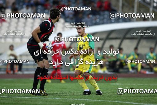 1064820, Tehran, [*parameter:4*], Iran Pro League، Persian Gulf Cup، 2010-11 season، First Leg، Week 6، Persepolis 3 v 2 Rah Ahan on 2010/08/19 at Azadi Stadium