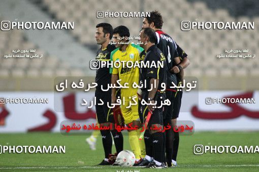 1064964, Tehran, [*parameter:4*], Iran Pro League، Persian Gulf Cup، 2010-11 season، First Leg، Week 6، Persepolis 3 v 2 Rah Ahan on 2010/08/19 at Azadi Stadium