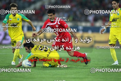 1065013, Tehran, [*parameter:4*], Iran Pro League، Persian Gulf Cup، 2010-11 season، First Leg، Week 6، Persepolis 3 v 2 Rah Ahan on 2010/08/19 at Azadi Stadium