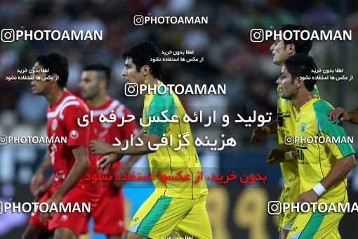 1065220, Tehran, [*parameter:4*], Iran Pro League، Persian Gulf Cup، 2010-11 season، First Leg، Week 6، Persepolis 3 v 2 Rah Ahan on 2010/08/19 at Azadi Stadium