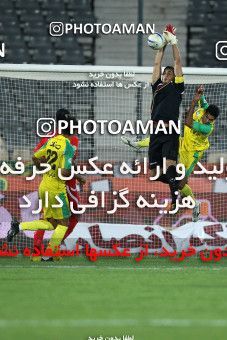 1065344, Tehran, [*parameter:4*], Iran Pro League، Persian Gulf Cup، 2010-11 season، First Leg، Week 6، Persepolis 3 v 2 Rah Ahan on 2010/08/19 at Azadi Stadium