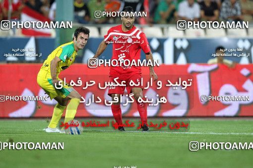 1065140, Tehran, [*parameter:4*], Iran Pro League، Persian Gulf Cup، 2010-11 season، First Leg، Week 6، Persepolis 3 v 2 Rah Ahan on 2010/08/19 at Azadi Stadium