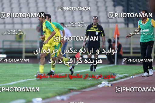 1065317, Tehran, [*parameter:4*], Iran Pro League، Persian Gulf Cup، 2010-11 season، First Leg، Week 6، Persepolis 3 v 2 Rah Ahan on 2010/08/19 at Azadi Stadium