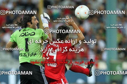 1065096, Tehran, [*parameter:4*], لیگ برتر فوتبال ایران، Persian Gulf Cup، Week 6، First Leg، Persepolis 3 v 2 Rah Ahan on 2010/08/19 at Azadi Stadium