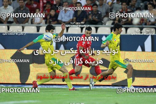 1065100, Tehran, [*parameter:4*], Iran Pro League، Persian Gulf Cup، 2010-11 season، First Leg، Week 6، Persepolis 3 v 2 Rah Ahan on 2010/08/19 at Azadi Stadium