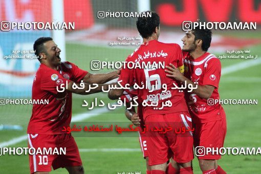 1066548, Tehran, [*parameter:4*], Iran Pro League، Persian Gulf Cup، 2010-11 season، First Leg، Week 6، Persepolis 2 v ۱ Shahin Boushehr on 2010/08/23 at Azadi Stadium