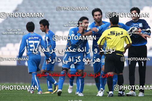 1067208, Tehran, [*parameter:4*], Iran Pro League، Persian Gulf Cup، 2010-11 season، Second Leg، Week 18، Esteghlal ۰ v ۰ Shahrdari Tabriz on 2010/12/11 at Azadi Stadium