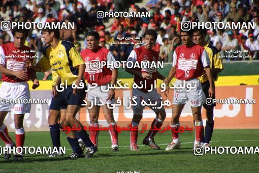 1067999, Tehran, [*parameter:4*], Iran Pro League، Persian Gulf Cup، 2001-02 season، Second Leg، Week 26، Persepolis ۱ v ۰ Fajr-e Sepasi Shiraz on 2002/05/28 at Azadi Stadium