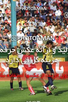 1068056, Tehran, [*parameter:4*], Iran Pro League، Persian Gulf Cup، 2001-02 season، Second Leg، Week 26، Persepolis ۱ v ۰ Fajr-e Sepasi Shiraz on 2002/05/28 at Azadi Stadium