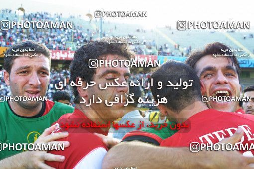 1068109, Tehran, [*parameter:4*], Iran Pro League، Persian Gulf Cup، 2001-02 season، Second Leg، Week 26، Persepolis ۱ v ۰ Fajr-e Sepasi Shiraz on 2002/05/28 at Azadi Stadium