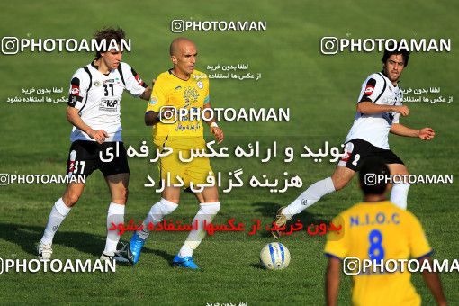 1071499, Tehran, [*parameter:4*], لیگ برتر فوتبال ایران، Persian Gulf Cup، Week 9، First Leg، Naft Tehran 0 v 0 Sepahan on 2010/09/17 at Shahid Dastgerdi Stadium