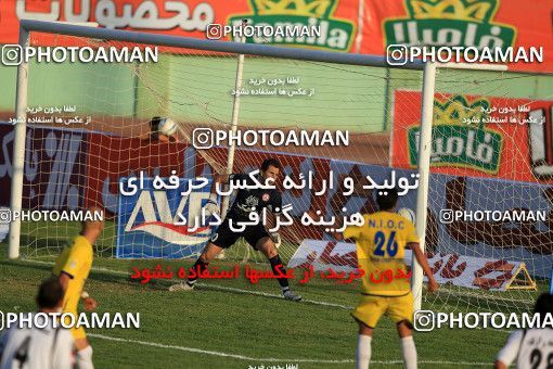 1071661, Tehran, [*parameter:4*], لیگ برتر فوتبال ایران، Persian Gulf Cup، Week 9، First Leg، Naft Tehran 0 v 0 Sepahan on 2010/09/17 at Shahid Dastgerdi Stadium