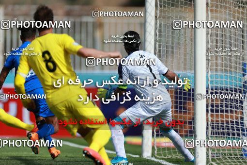 1085205, Tehran, [*parameter:4*], Iran Pro League، Persian Gulf Cup، 2017-18 season، Second Leg، Week 26، Naft Tehran ۱ v 2 Esteghlal on 2018/03/29 at Takhti Stadium