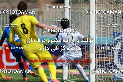 1085703, Tehran, [*parameter:4*], Iran Pro League، Persian Gulf Cup، 2017-18 season، Second Leg، Week 26، Naft Tehran ۱ v 2 Esteghlal on 2018/03/29 at Takhti Stadium