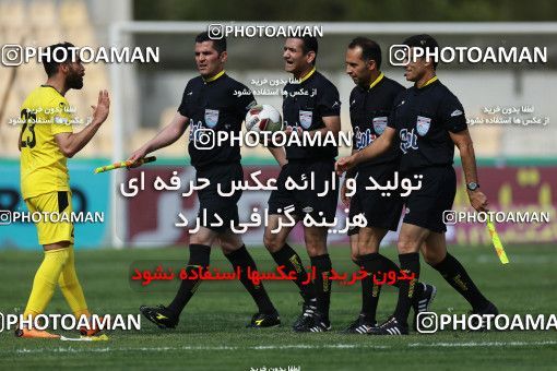 1085613, Tehran, [*parameter:4*], Iran Pro League، Persian Gulf Cup، 2017-18 season، Second Leg، Week 26، Naft Tehran ۱ v 2 Esteghlal on 2018/03/29 at Takhti Stadium