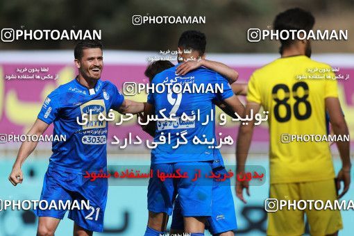 1085441, Tehran, [*parameter:4*], لیگ برتر فوتبال ایران، Persian Gulf Cup، Week 26، Second Leg، Naft Tehran 1 v 2 Esteghlal on 2018/03/29 at Takhti Stadium