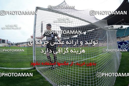 1074145, Tehran, [*parameter:4*], Iran Pro League، Persian Gulf Cup، 2017-18 season، Second Leg، Week 26، Naft Tehran ۱ v 2 Esteghlal on 2018/03/29 at Takhti Stadium