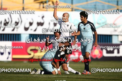 1075831, Qazvin, [*parameter:4*], Iran Pro League، Persian Gulf Cup، 2010-11 season، First Leg، Week 2، Paykan ۰ v ۱ Shahin Boushehr on 2010/08/01 at Shahid Rajai Stadium