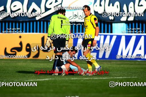 1086367, Qazvin, [*parameter:4*], Iran Pro League، Persian Gulf Cup، 2010-11 season، First Leg، Week 11، Paykan 2 v 4 Sepahan on 2010/10/15 at Shahid Rajai Stadium