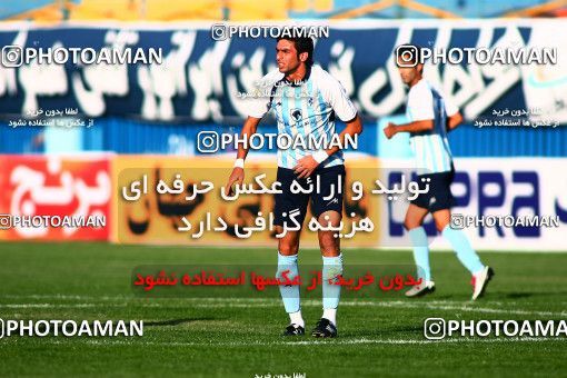 1086383, Qazvin, [*parameter:4*], لیگ برتر فوتبال ایران، Persian Gulf Cup، Week 11، First Leg، Paykan 2 v 4 Sepahan on 2010/10/15 at Shahid Rajai Stadium