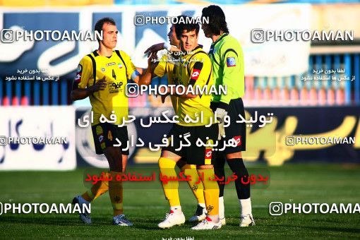 1086386, Qazvin, [*parameter:4*], Iran Pro League، Persian Gulf Cup، 2010-11 season، First Leg، Week 11، Paykan 2 v 4 Sepahan on 2010/10/15 at Shahid Rajai Stadium