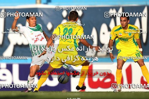 1086812, Tehran, [*parameter:4*], Iran Pro League، Persian Gulf Cup، 2010-11 season، First Leg، Week 12، Rah Ahan 2 v ۱ Pas on 2010/10/24 at Ekbatan Stadium