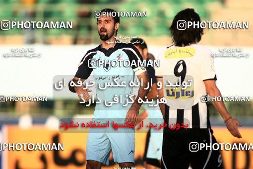 1086964, Qom, [*parameter:4*], Iran Pro League، Persian Gulf Cup، 2010-11 season، First Leg، Week 12،  2 v ۱ Paykan on 2010/10/24 at Yadegar-e Emam Stadium Qom