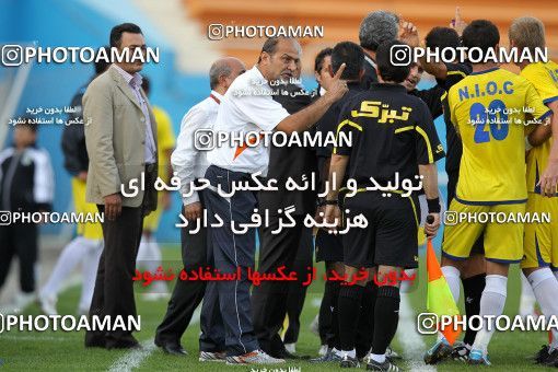 1090105, Tehran, [*parameter:4*], Iran Pro League، Persian Gulf Cup، 2010-11 season، First Leg، Week 13، Naft Tehran ۰ v ۰ Saipa on 2010/10/29 at Ekbatan Stadium