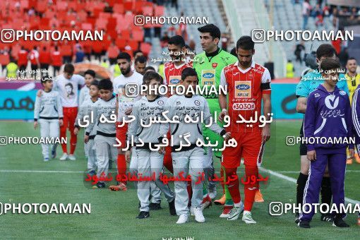 1096438, Tehran, [*parameter:4*], Iran Pro League، Persian Gulf Cup، 2017-18 season، Second Leg، Week 28، Persepolis ۱ v ۱ Pars Jonoubi Jam on 2018/04/11 at Azadi Stadium