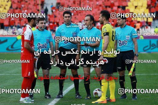 1096498, Tehran, [*parameter:4*], Iran Pro League، Persian Gulf Cup، 2017-18 season، Second Leg، Week 28، Persepolis ۱ v ۱ Pars Jonoubi Jam on 2018/04/11 at Azadi Stadium