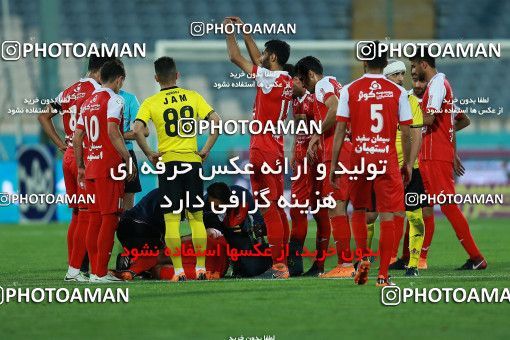 1096695, Tehran, [*parameter:4*], Iran Pro League، Persian Gulf Cup، 2017-18 season، Second Leg، Week 28، Persepolis ۱ v ۱ Pars Jonoubi Jam on 2018/04/11 at Azadi Stadium