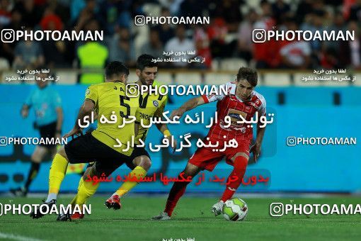 1107168, Tehran, [*parameter:4*], Iran Pro League، Persian Gulf Cup، 2017-18 season، Second Leg، Week 28، Persepolis ۱ v ۱ Pars Jonoubi Jam on 2018/04/11 at Azadi Stadium