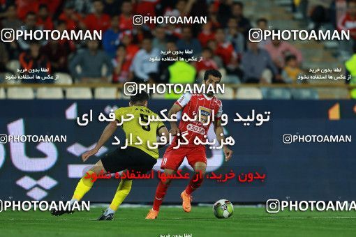 1096717, Tehran, [*parameter:4*], Iran Pro League، Persian Gulf Cup، 2017-18 season، Second Leg، Week 28، Persepolis ۱ v ۱ Pars Jonoubi Jam on 2018/04/11 at Azadi Stadium