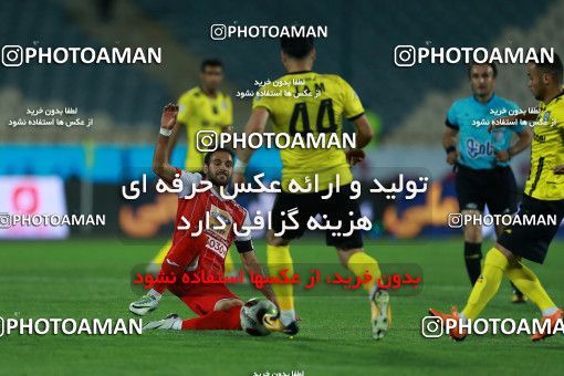 1096260, Tehran, [*parameter:4*], Iran Pro League، Persian Gulf Cup، 2017-18 season، Second Leg، Week 28، Persepolis ۱ v ۱ Pars Jonoubi Jam on 2018/04/11 at Azadi Stadium