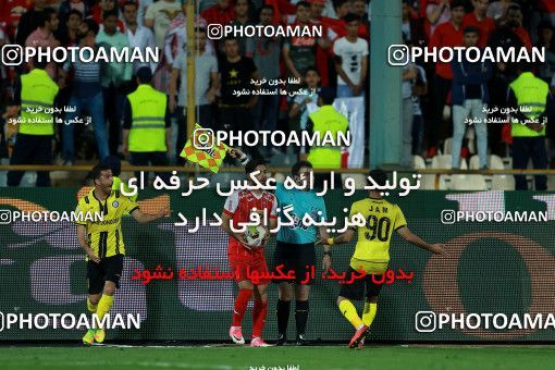 1096296, Tehran, [*parameter:4*], Iran Pro League، Persian Gulf Cup، 2017-18 season، Second Leg، Week 28، Persepolis ۱ v ۱ Pars Jonoubi Jam on 2018/04/11 at Azadi Stadium