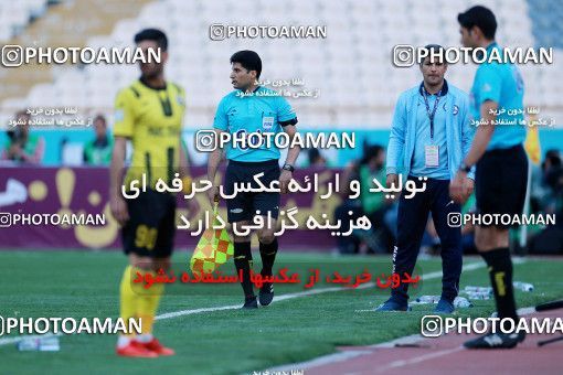 1089567, Tehran, [*parameter:4*], Iran Pro League، Persian Gulf Cup، 2017-18 season، Second Leg، Week 28، Persepolis ۱ v ۱ Pars Jonoubi Jam on 2018/04/11 at Azadi Stadium