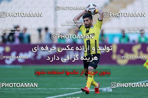 1089523, Tehran, [*parameter:4*], Iran Pro League، Persian Gulf Cup، 2017-18 season، Second Leg، Week 28، Persepolis ۱ v ۱ Pars Jonoubi Jam on 2018/04/11 at Azadi Stadium