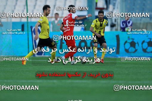 1089222, Tehran, [*parameter:4*], Iran Pro League، Persian Gulf Cup، 2017-18 season، Second Leg، Week 28، Persepolis ۱ v ۱ Pars Jonoubi Jam on 2018/04/11 at Azadi Stadium